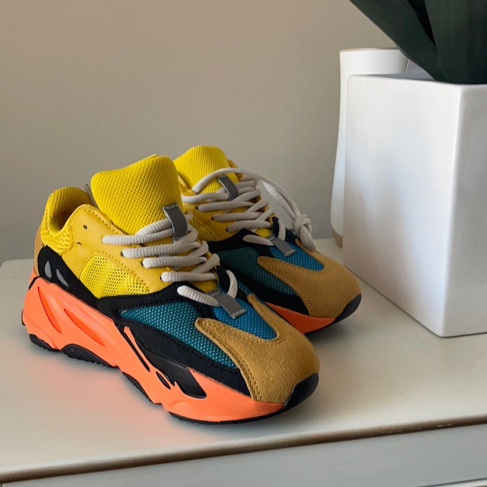 adidas Yeezy Boost 700 Sun Mens